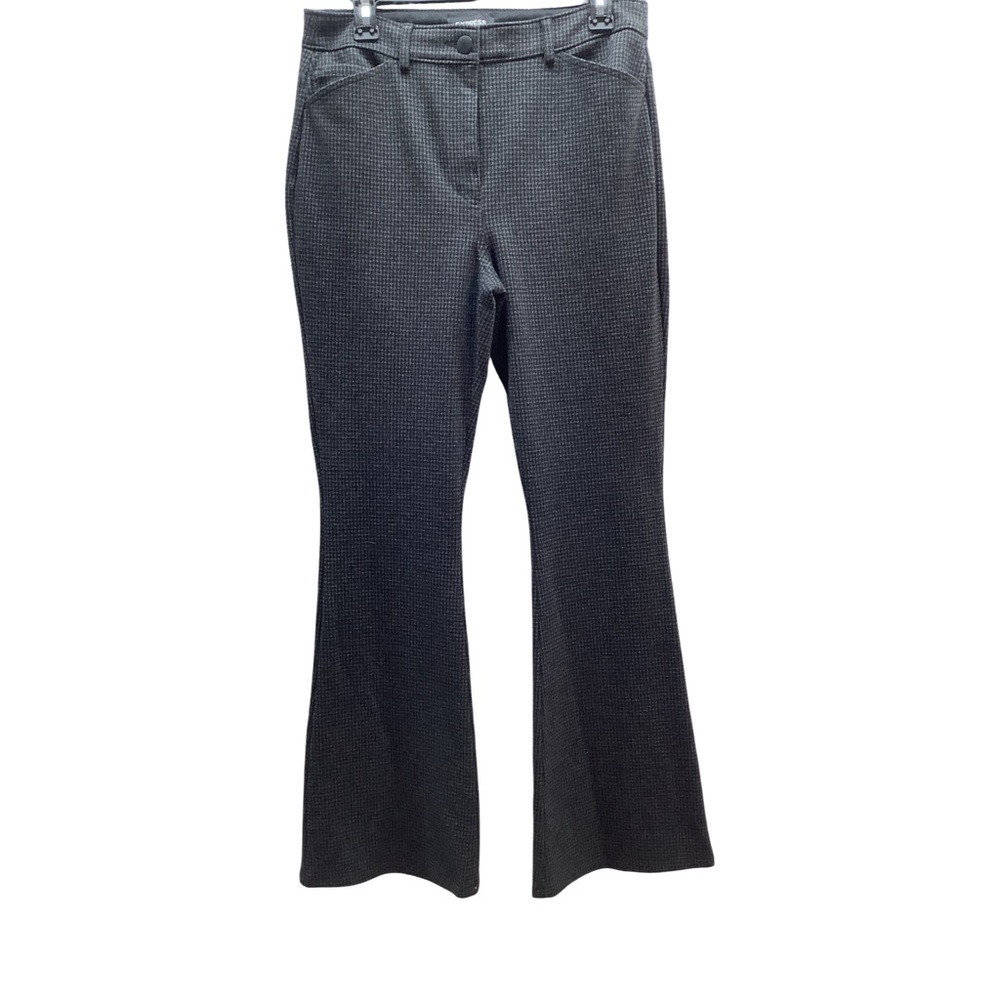 Express Size 10L Flare Pants With Front and Back Pockets. Preloved